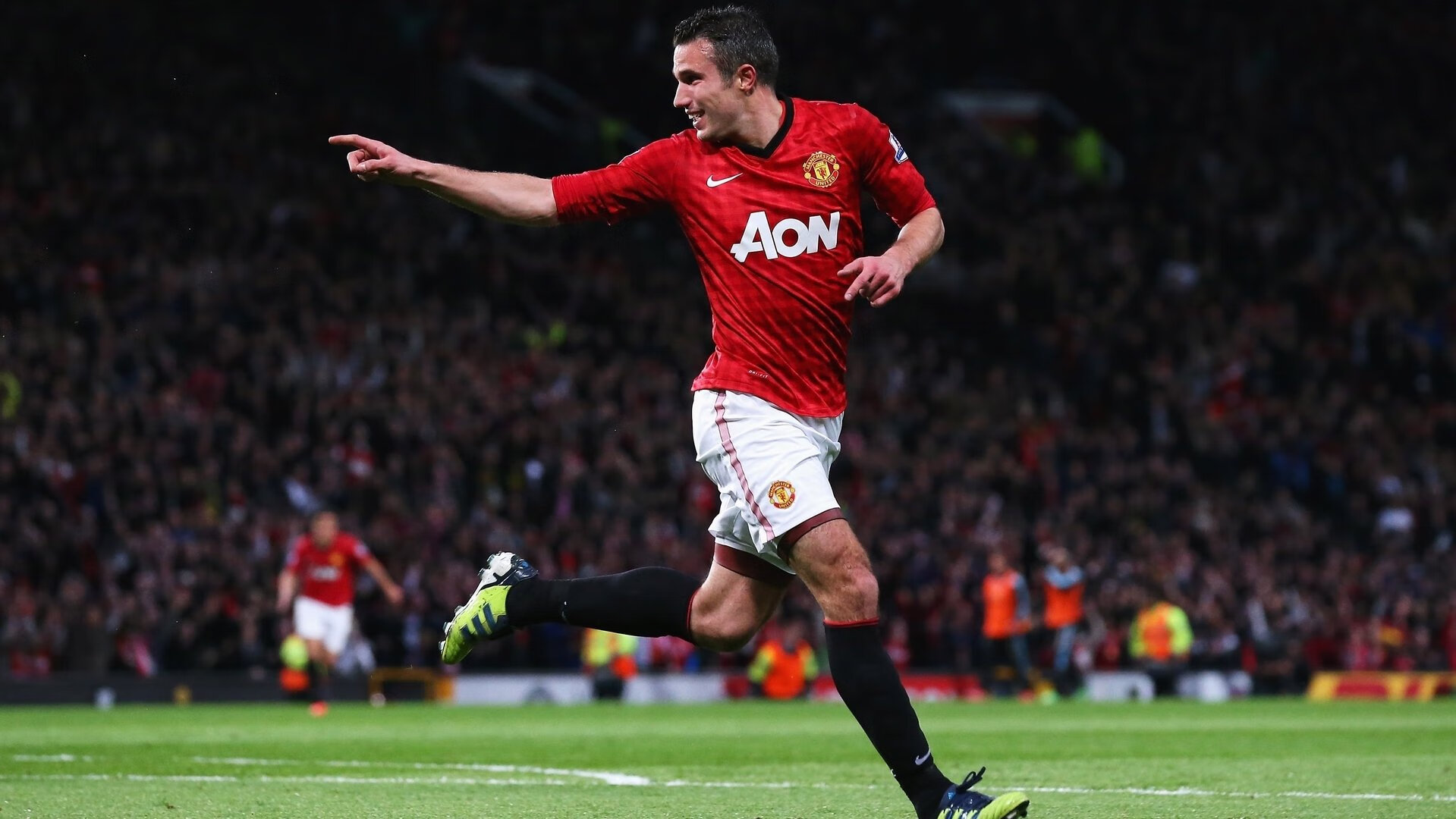 湖人大胜雷霆，全明星赛前哨战中詹姆斯锁死对手，湖人官推发布詹姆斯入场照