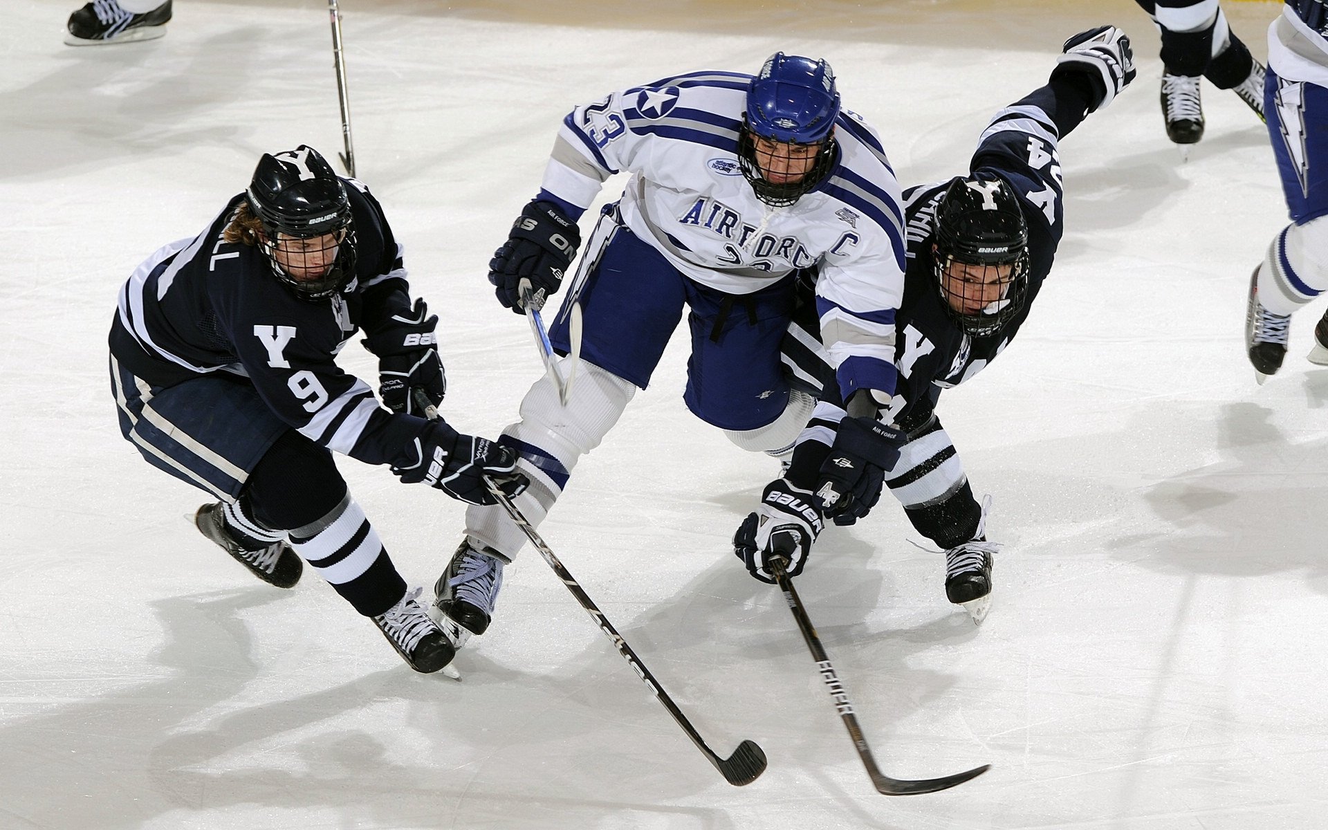 拜仁阵容轮换不影响整体节奏，拜仁更新换代